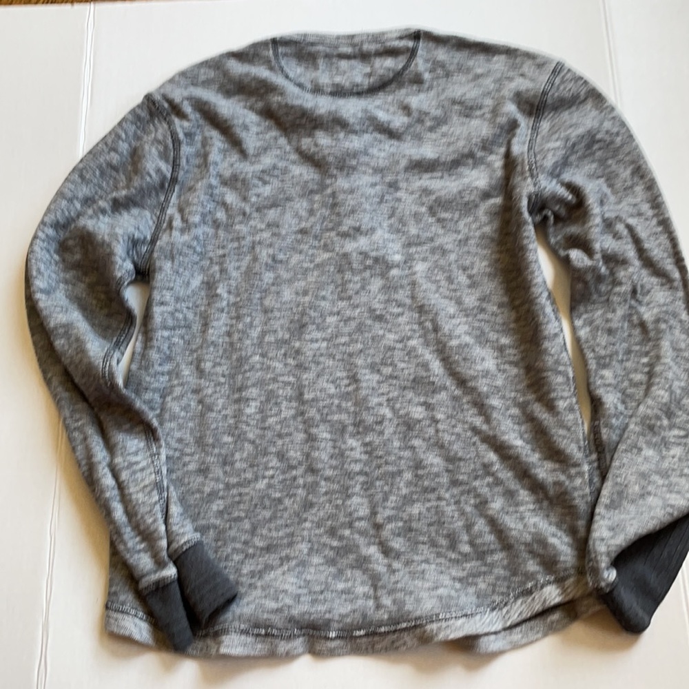 **Host Pick** Lucky Brand Men’s Henley Style Sweatshirt - Picture 5 of 6